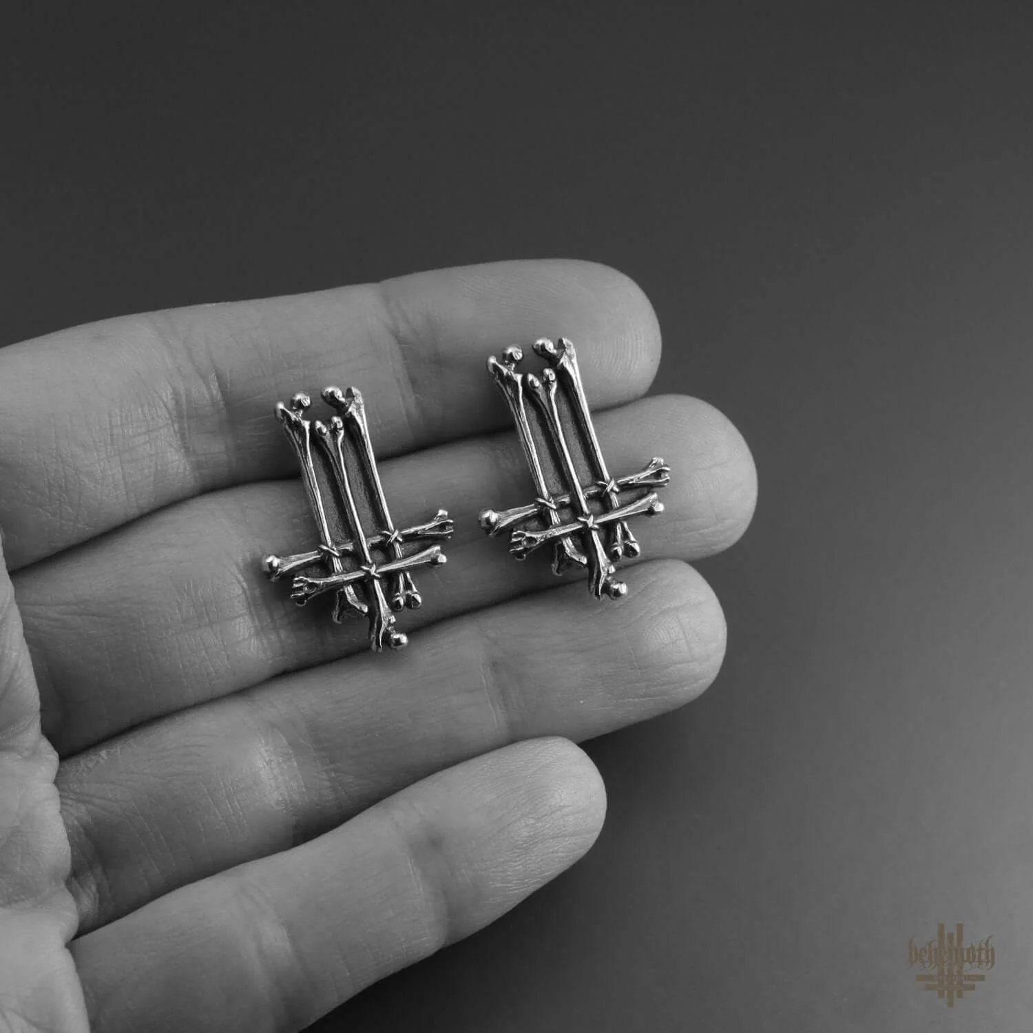 'Trivmviratvs' Behemoth sterling silver earrings (a pair) - Image 4