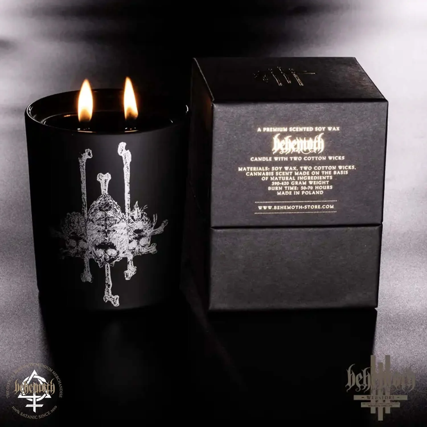 A soy scented candle in a glass jar Behemoth 'Trivmviratvs' - Image 3